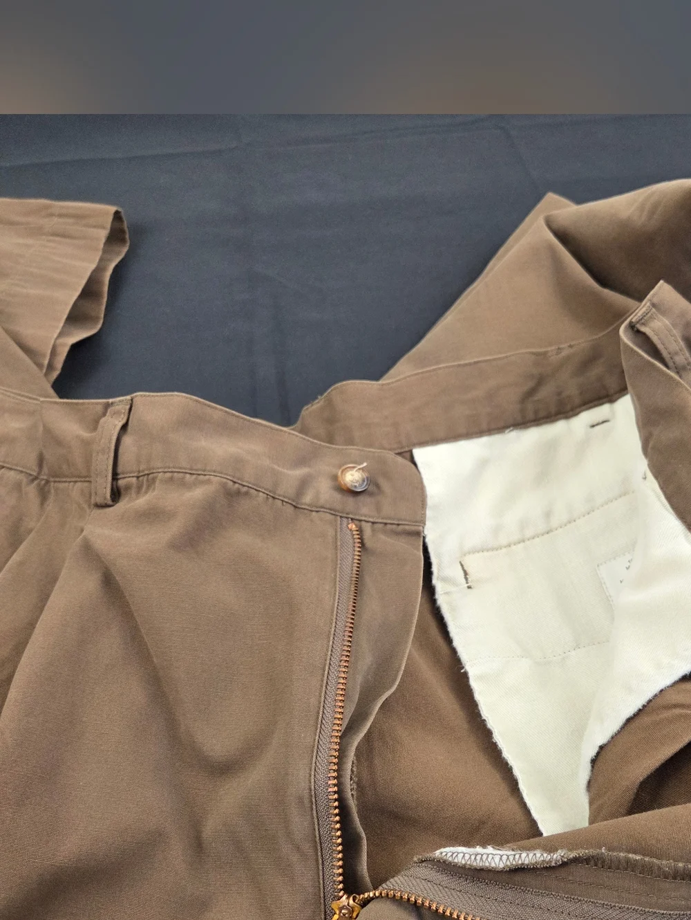 Vintage Orvis Pants Mens 42x27 Brown Multi Pocket Hunting Fishing Outdoor